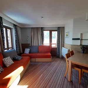 309-le-britania-la-tania.hotels-rhonealpes.com/